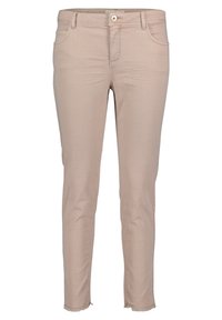 Beige slim jeans med en slät textur, framfickor, knäppning och fransade fållar vid anklarna.