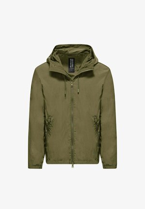 Lekka oliwkowozielona kurtka z kapturem, z przednim suwakiem i dwoma zamykanymi na zamek bocznymi kieszeniami, wykonana z lekko teksturowanej tkaniny.
