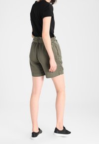 ONLY Short - khaki