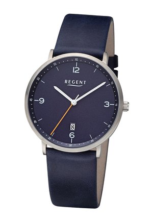 Montre analogique bleue avec boîtier argenté, aiguilles des heures et minutes blanches, aiguille des secondes orange, fenêtre de date à 6 heures, et bracelet en cuir noir.