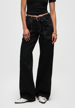 LEANDRA - Jeans a zampa - black