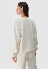 4F - Bluza
