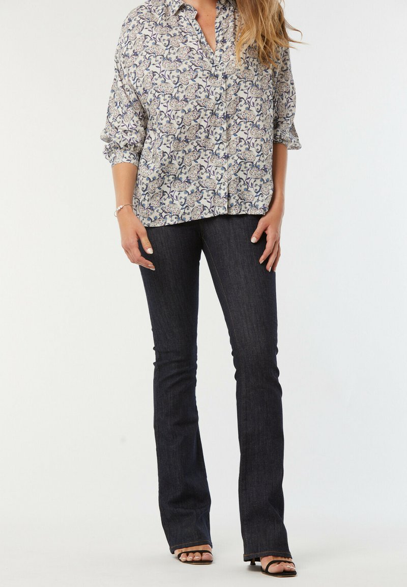 Jean Homme LEE Coupe Bootcut, Bleu Foncé, Taille 38/32, 100% Coton