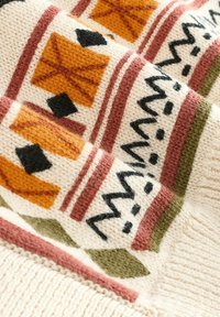 Thumbnail Image 2