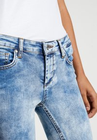 Liu Jo Jeans Vaqueros pitillo - moon washed