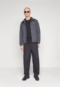 Tommy Jeans ESSENTIAL CASUAL - Light jacket - new charcoal