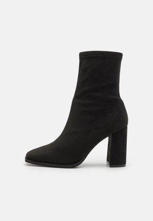 AVANNA B.E.D FOAM - Gležnjače s visokom petom - black