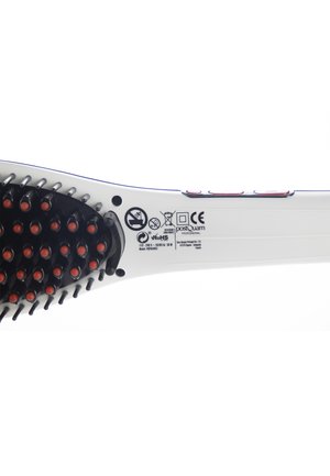 Brosse électrique lissante pour cheveux avec des poils noirs terminés en rouge et des boutons de commande sur une poignée blanche, affichant des symboles de sécurité et de certification.