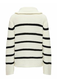 Pull en tricot épais de couleur crème avec des rayures horizontales noires. Présente un large col et une coupe décontractée. Motif texturé sur l'ensemble.