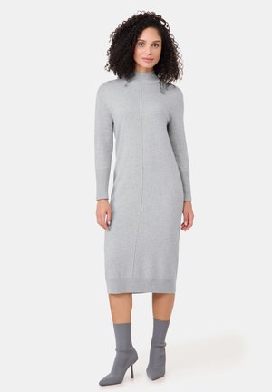 MIT LÄNGSBIESE - Strickkleid - silver grey melange