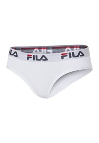 Fehér Fila női bikinialsó széles elasztikus derékpánttal, melyen a FILA logó fekete és piros színben fehér háttéren.