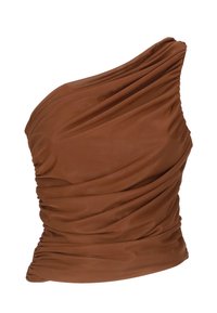 Top marrone a spalla unica realizzato in tessuto testurizzato e drappeggiato. Presenta dettagli arricciati lungo il fianco per una silhouette aderente.