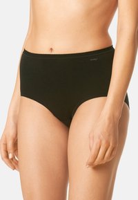 Svart högmidjad underklädnad tillverkad av mjukt, elastiskt tyg. Har en slät midjelinje och minimal söm för komfort.