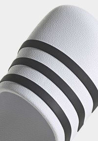 adidas Originals ADIFOM ADILETTE UNISEX - Badesandale - cloud white   core black   cloud white