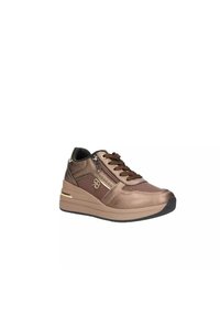 Scarpa atletica in bronzo con tomaia testurizzata, design con lacci, zip laterale e accenti dorati. Suola spessa per un'altezza e un supporto aggiuntivi.