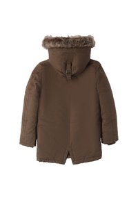 Brązowa kurtka parka z kapturem ozdobionym futrem, o gładkim wykończeniu, długich rękawach i średniej długości kroju z rozcięciem z tyłu.