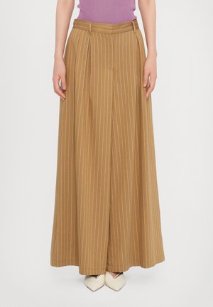 BERTONE - Pantaloni - oelgruen/white