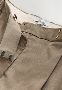 STRIPED TAILORED  - Kelnės - neutral