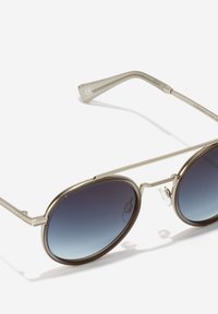 Hawkers GEN - Saulesbrilles - silver
