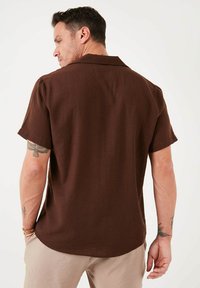 Buratti REGULAR FIT - Majica - brown