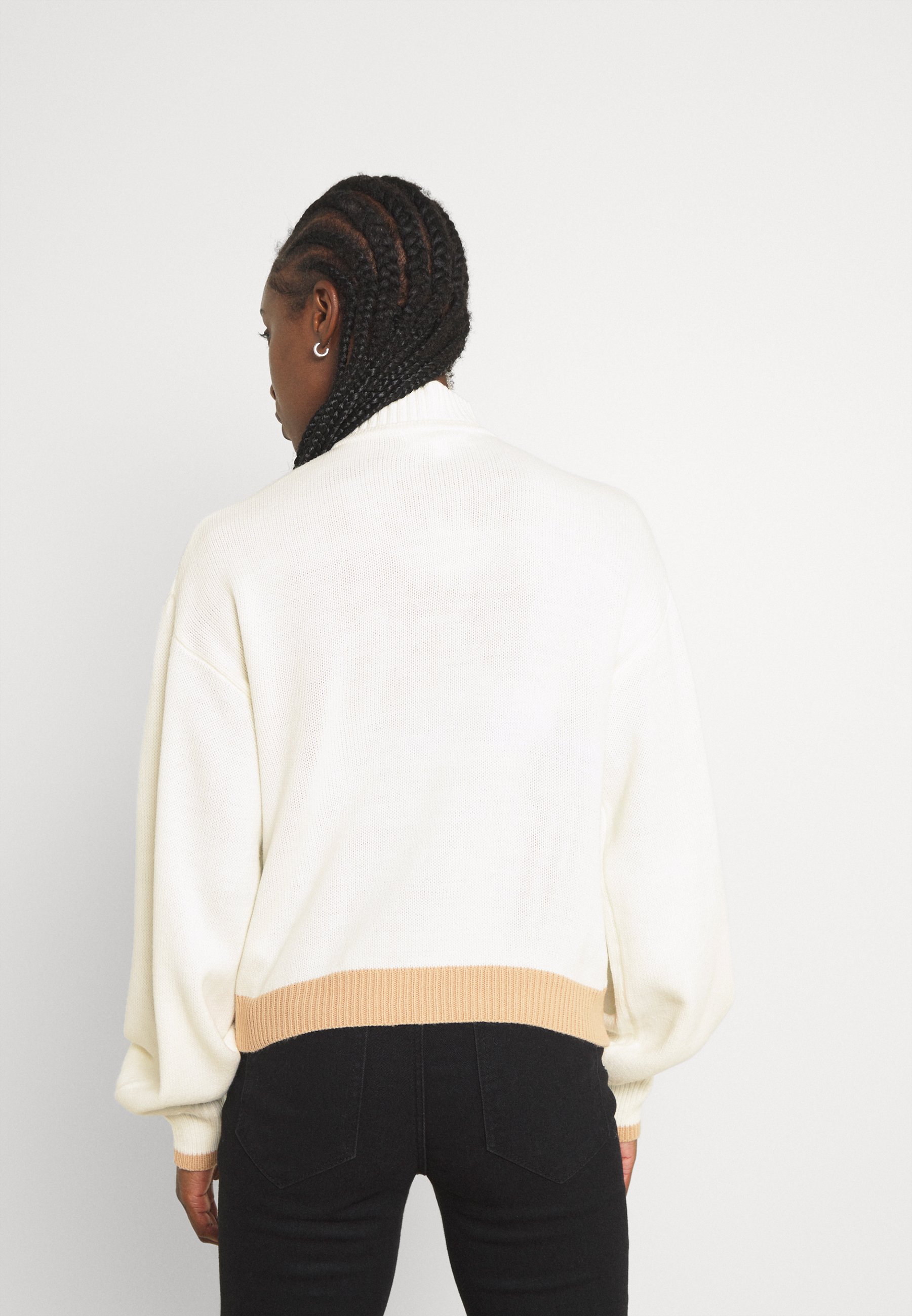 Missguided CONTRAST EDGE HIGH NECK ZIP 
