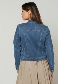 Next FULLER BUST - Farkkutakki - mid blue
