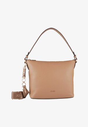 Sac à épaule en cuir marron avec une texture lisse, une fermeture éclair supérieure et une bandoulière réglable avec des accents en forme de cercle. Logo embossé à l'avant.