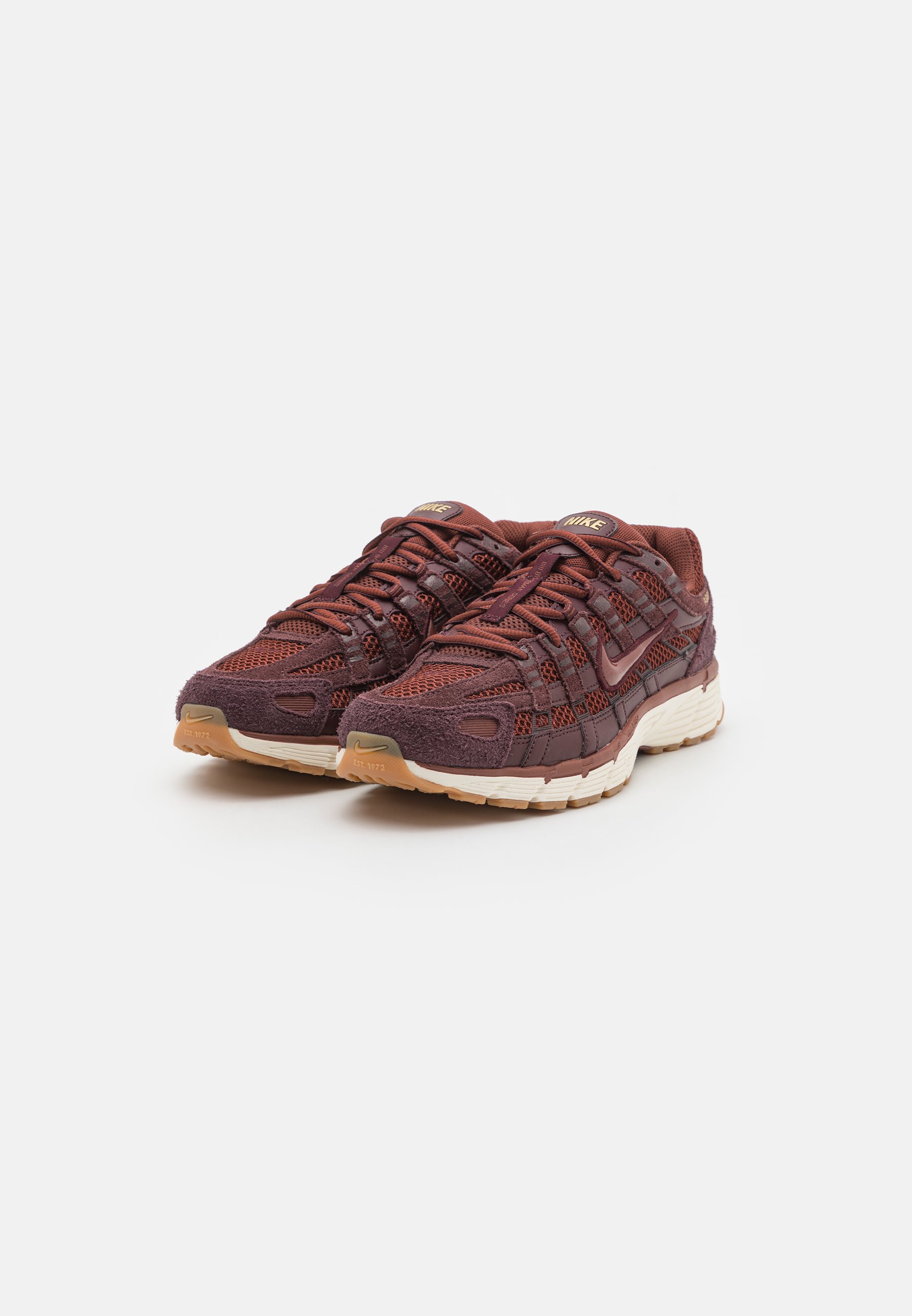 ★NIKE★ P6000 SE M Dark Pony llic Gold Pale Ivory Burgu Nike P-6000 SE 