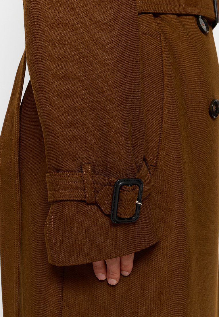 Trenchcoat