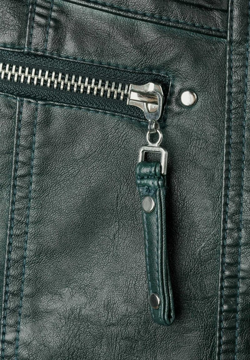 Damen Leichte Jacken | MONA Kunstlederjacke tannengrün/grün - UA11958 Damen Leichte Jacken | MONA Kunstlederjacke tannengrün/grün - UA11958