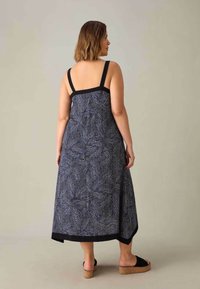 Live Unlimited London ABSTRACT SPOT HANKY HEM MIDI - Vardagsklänning - blue