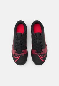 Nike Performance JR MERCURIAL VAPOR 14 CLUB TF UNISEX - Botines de fútbol para césped - black/cyber