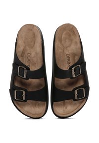 Infradito neri con due cinghie regolabili e fibbie argentate. Soletta testurizzata con una finitura morbida simile alla pelle scamosciata. Design semplice, stile open-toe.
