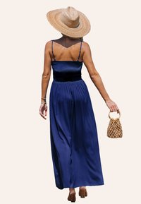 Cupshe ENCHANTING WITH SMOCKED WAIST - Robe longue - dark blue