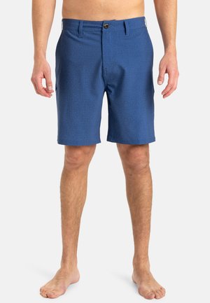 Blaue Shorts aus strukturiertem Stoff mit Knopfverschluss und Fronttaschen. Das Design zeichnet sich durch eine gerade Passform aus, die sich für Freizeitkleidung eignet.