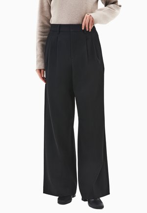 HIGH WAIST WIDE LEG PLEATED - Trousers - black