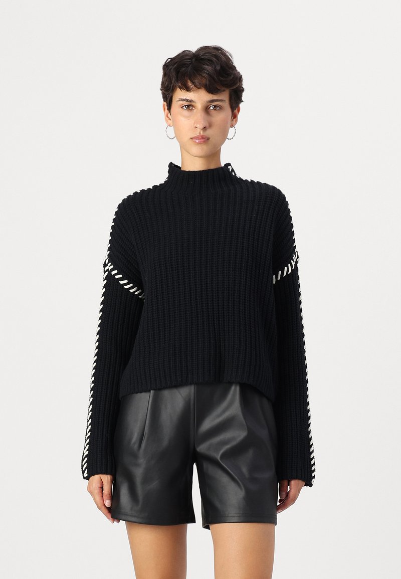 Vero Moda VMNEWCREAM FUNNELNECK PULLOVER  - Jumper - black/birch