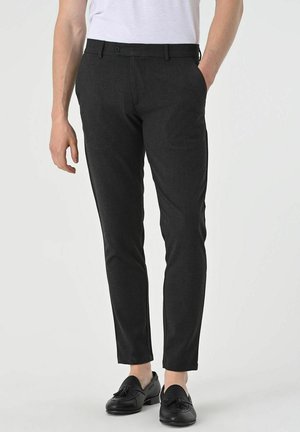 SMART - Chino - smoked