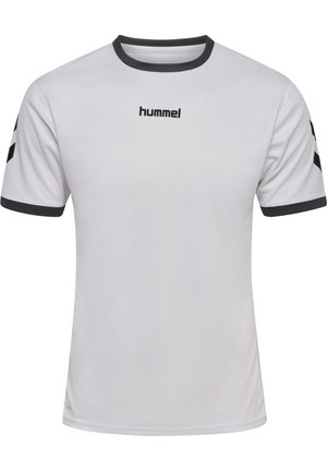 Wit sportshirt met korte mouwen, zwarte kraag en mouwboorden, zwarte chevronstrepen op de mouwen en het "hummel" logo op de borst.