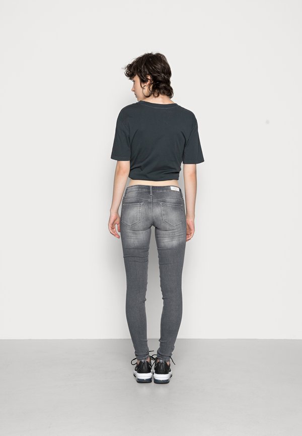 ONLCORAL SUPER LOW - Jeans Skinny Fit4