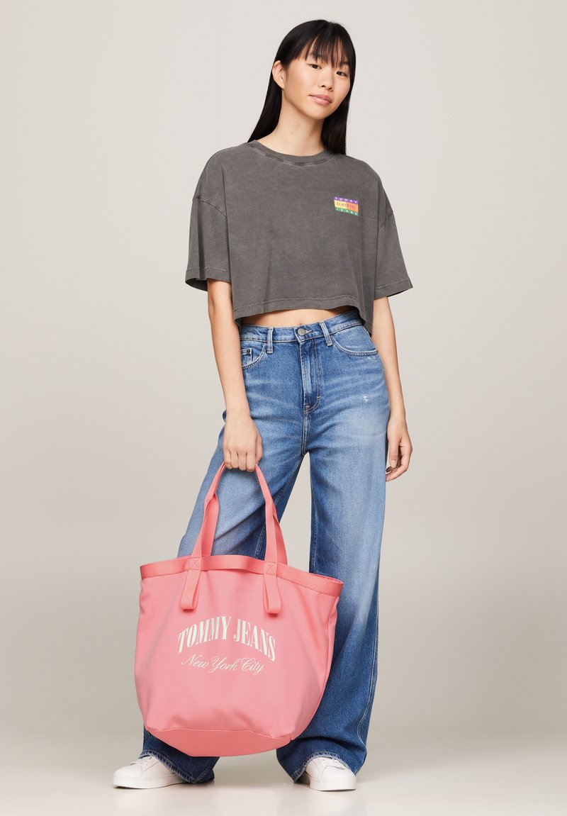 Tommy Jeans HOT SUMMER TOTE - Shopping bag - tickled pink