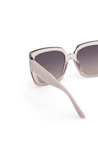 Guess Zonnebril - grey-smoke gray