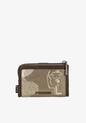 Kleine braune Lederbrieftasche mit Reißverschluss, mit abstrakten Punktmustern und einer Linienzeichnung eines Mädchens, das vorne eine Tasse hält.