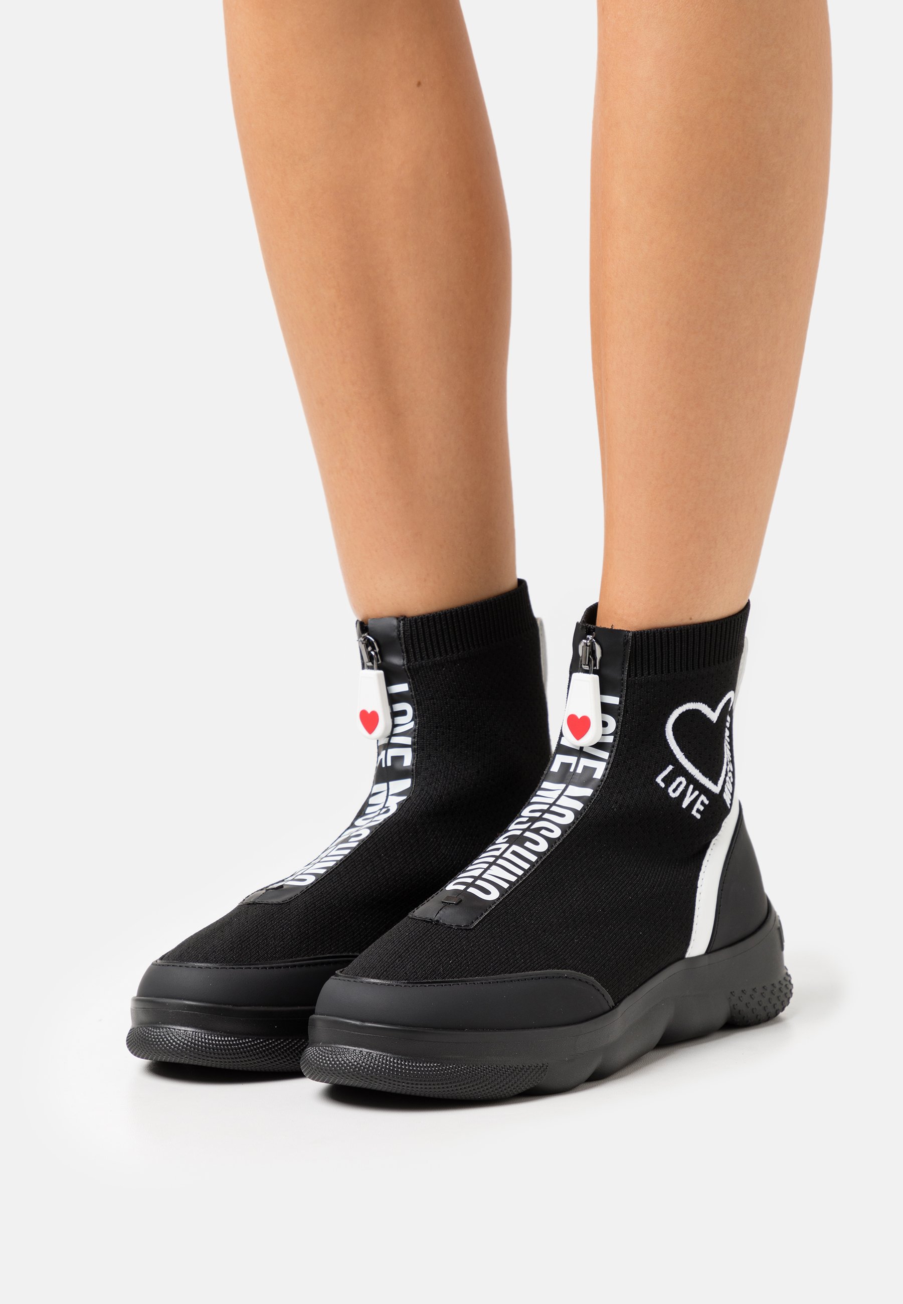 Love Moschino Sok Sneaker Zwart/Wit | Same Day Delivery | bij  Konceptstore.nl 147.00