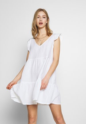 TINSLEY TIERED DRESS - Denimové šaty - chalk white