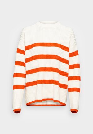 Gestreepte trui met een witte basis en opvallende oranje strepen, geribbelde textuur, ronde halslijn en lange mouwen, geschikt voor casual gebruik.