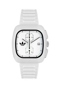 Ceas digital pătrat alb cu curea din plastic texturată, două sub-cadrane, marcaje negre pentru ore și logo la 12.
