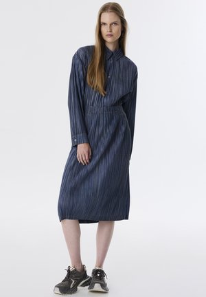 TEXTURED WITH LOOK - Falda acampanada - indigo