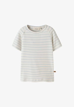 Hvid T-shirt med korte ærmer med tynde, lyseblå vandrette striber og rund halsudskæring, designet til børn.