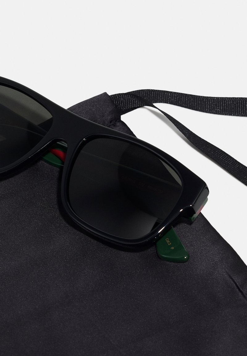 gucci sunglasses matte black